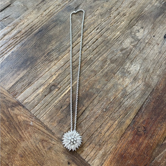 Dior Flower Necklace